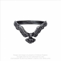 Zarter Ring mit einer Miniatur-Krähe, kreiert von Alchemy Gothic.