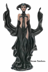 Estatuilla que representa a una bruja negra de la colección La Casa de la Moneda de Midori