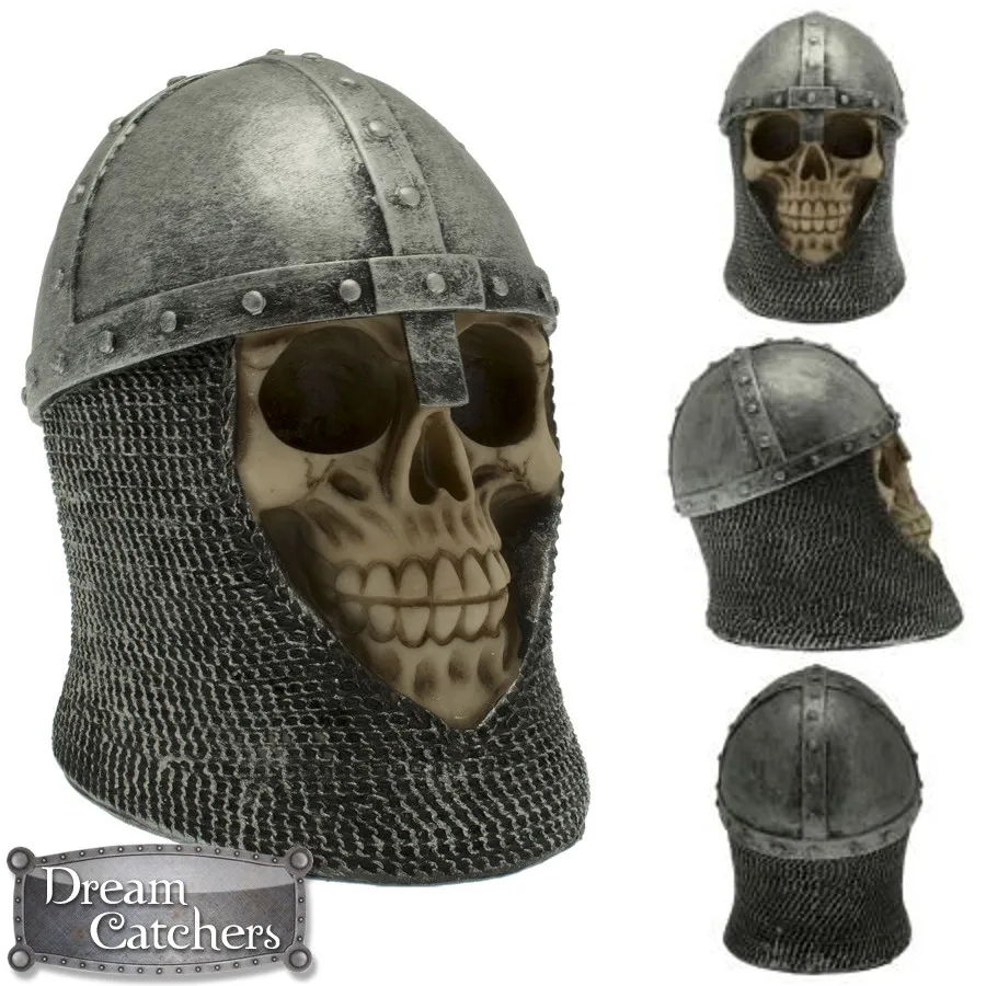 Skull figure: Skull with helmet