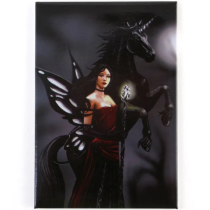 Magnet féerique représentant une fée et une licorne noire