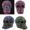 Figurine de crâne à led, aux couleurs irisées et avec une multitude de mini crânes